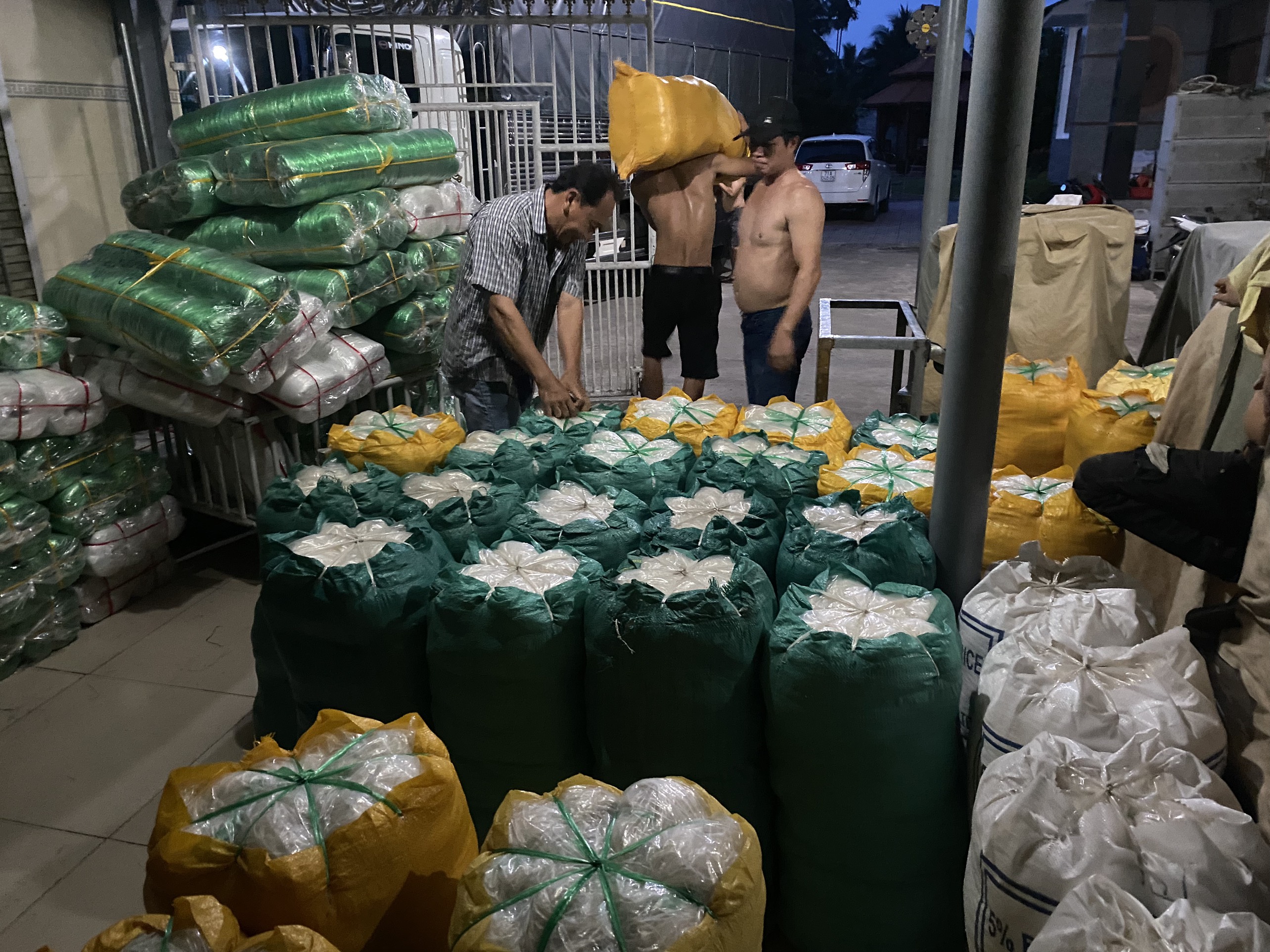 Chành xe Chị Hồng